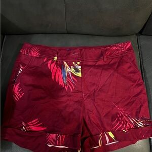 Apt 9 Torie floral red mid-rise shorts